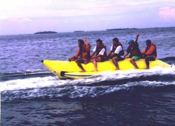 Pulau Ayer Resort And Cottages Jakarta Exterior photo